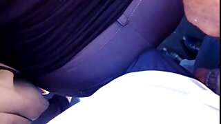 Trys išprotėjusios pornožvaigždės, dulkinančios labai pakabintą elfą